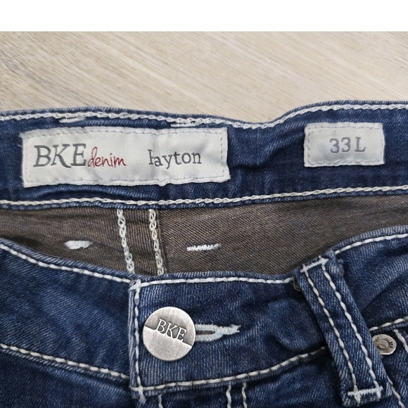 BKE Denim Women’s 33 x 33.5 Payton Straight Leg Jeans - Picture 2 of 5